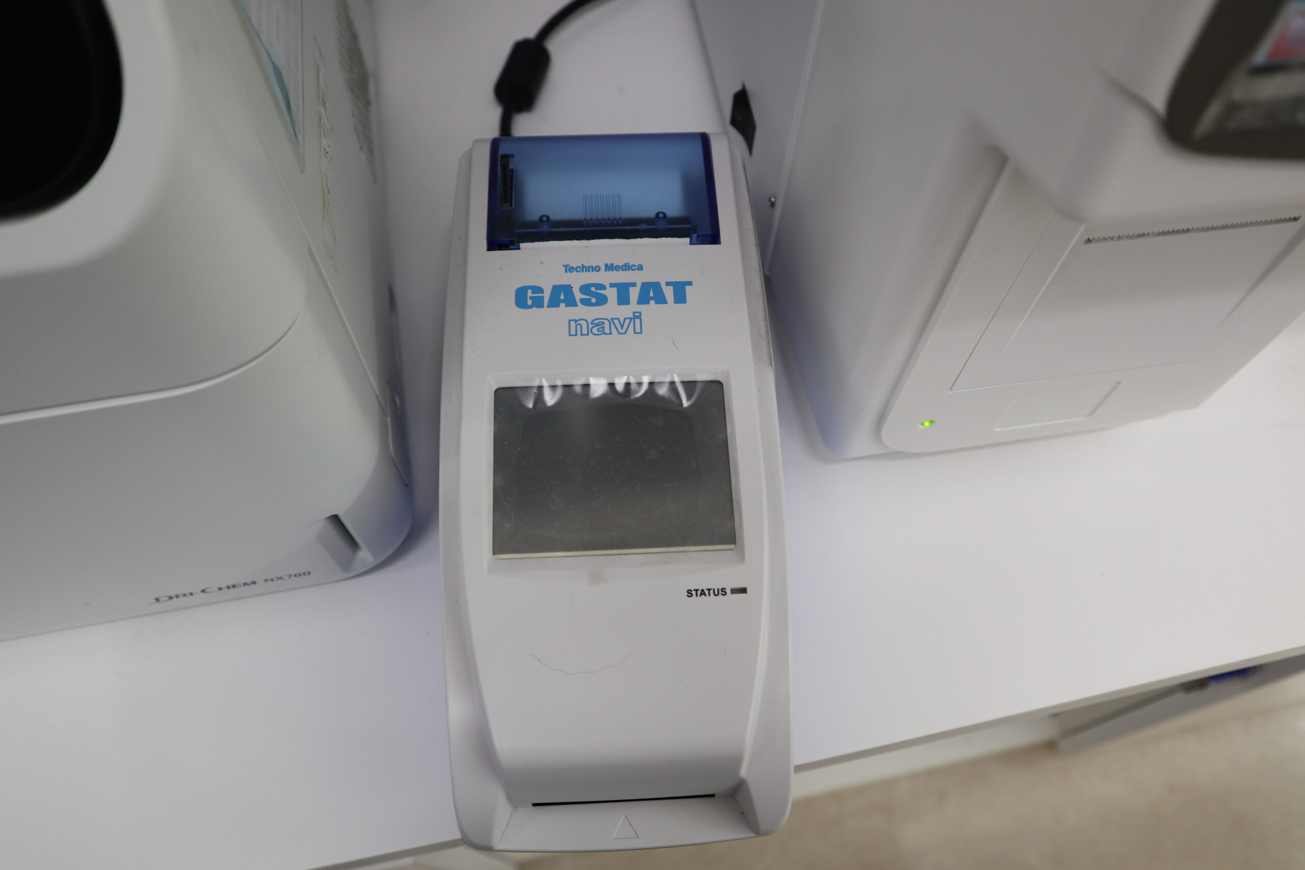 血液ガス分析装置(GASTAT navi)